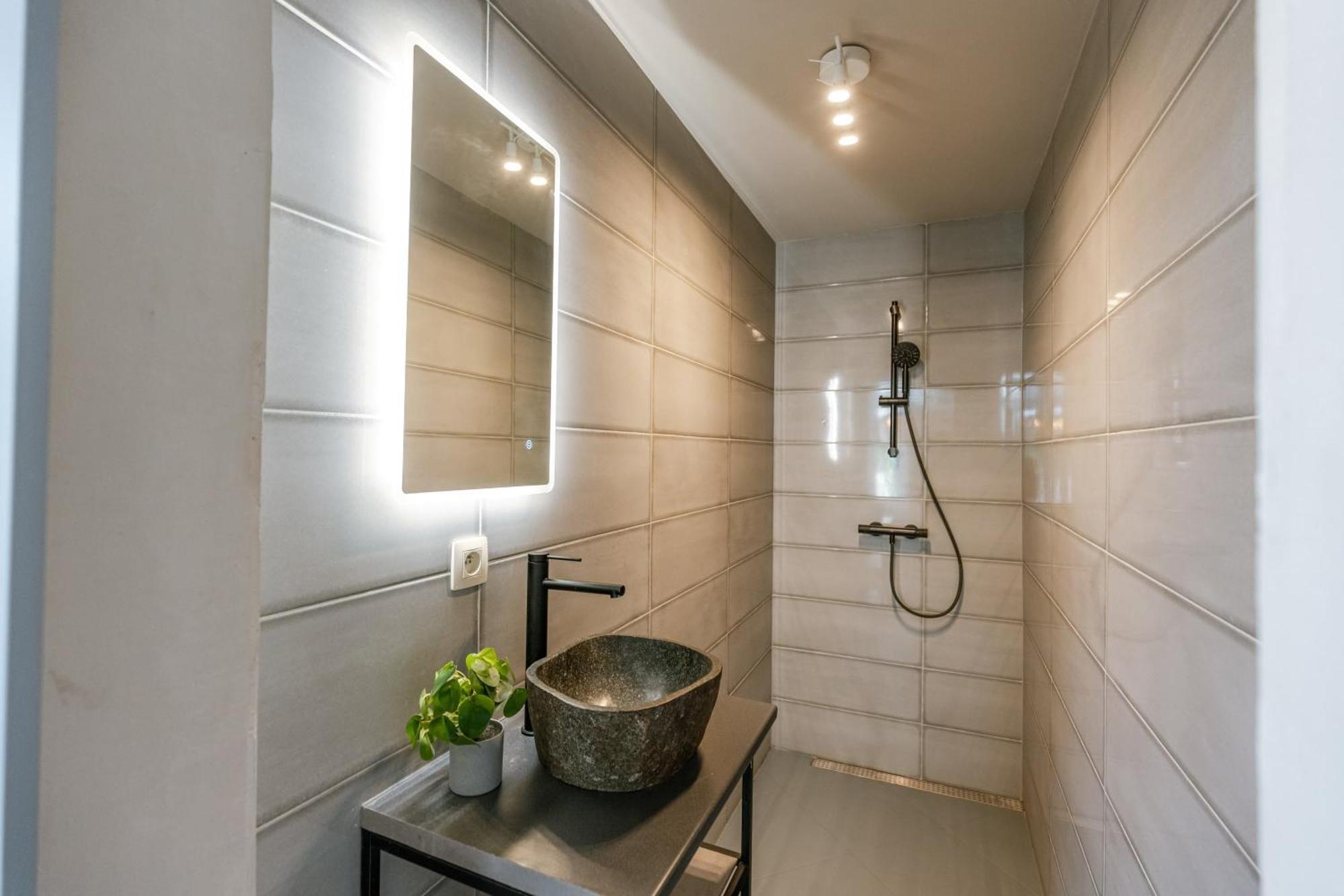 Appartement Huswell - Cozy In Antwerps Shopping District, Pets Antwerpen
